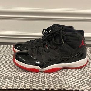 Air Jordan 11 Retro 'Bred' Sneakers